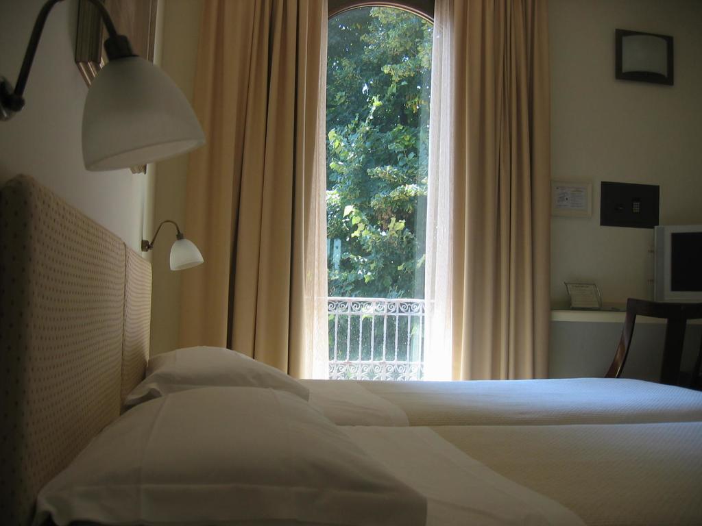 Al Melograno - Room & Breakfast Bolonia Exterior foto
