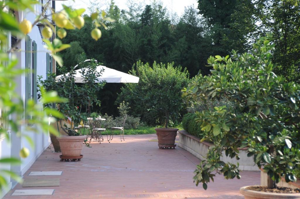 Al Melograno - Room & Breakfast Bolonia Exterior foto